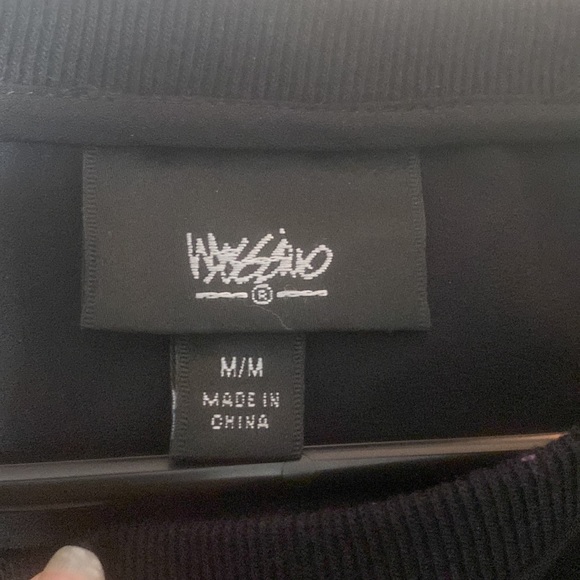 simple lovely black top with lace 🌹 - Picture 6 of 8